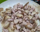 Hình bước làm 3 của món Tôm Rang Thịt