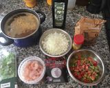 Foto del paso 1 de la receta: Arroz meloso con gambas y culantro