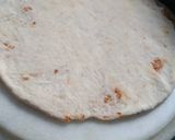 A picture of step 2 of Muli k paratha.