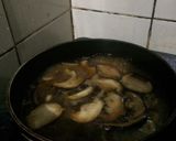 Foto langkah ke 4 dari resep Brokoli Jamur a la Ta Wan.