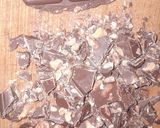 Foto del paso 2 de la receta: Torta de avena, chocolate y pasas de uva