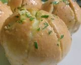 Foto langkah ke 10 dari resep Korean Garlic Cheese Bread.