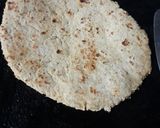 A picture of step 3 of Meethi roti.