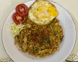 Foto langkah ke 7 dari resep Nasi goreng ayam.