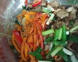 Foto langkah ke 11 dari resep Japchae (korean stir noodles).