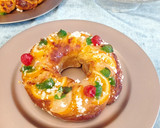Foto del paso 7 de la receta: Roscón de reyes relleno de crema pastelera con leche condensada