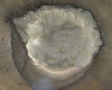 A picture of step 2 of Suji ki Idli.