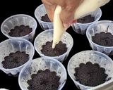 Foto langkah ke 6 dari resep Bolu Ketan Hitam Keju Lumer.