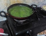 A picture of step 9 of Palak paneer.