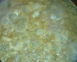 Foto del paso 2 de la receta: Huevos ahogados en salsa verde con nopales