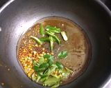 * வெண்டைக்காய், ஸ்பைஸி பொரியல்*(spicy ladys finger poriyal recipe in tamil) ரெசிபி ஸ்டேப் 2 புகைப்படம்