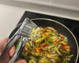 Foto del paso 6 de la receta: Nuditos de Konjac con verduras