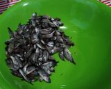 Foto langkah ke 1 dari resep 47. Baby Betok/Papuyu Goreng.
