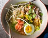 A picture of step 6 of Indonesian Chicken Soup (Soto Ayam Bumbu Kuning).