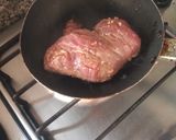 Foto del paso 3 de la receta: Espaldilla con cebollas