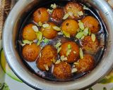 સુજીનાં ગુલાજાંબુ (Sooji gulabjamun recipe in gujarati) રેસીપી સ્ટેપ5ફોટો