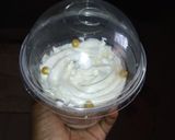 A picture of step 2 of Cake parfait.