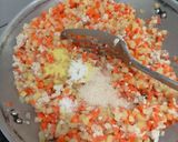 Foto langkah ke 2 dari resep #793. Tumis Sayur (untuk isian).