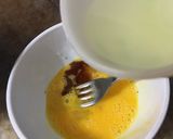 Foto del paso 2 de la receta: Cookies de avena y coco sin manteca con chips