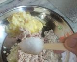 A picture of step 3 of Persian Potato and Meat Balls.