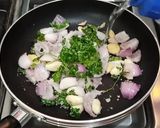 A picture of step 4 of Green Curry/Gravy Paste.