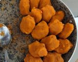 Foto langkah ke 3 dari resep Molen Ubi Orange.