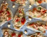 Foto del passaggio 4 della ricetta Filetti di platessa al forno con pangrattato senza glutine e pomodorini
