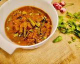 A picture of step 8 of Bhindi gosht.
