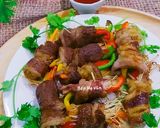Hình bước làm 5 của món Thịt bò ba chỉ Mỹ cuộn rau củ nướng nồi chiên ko dầu