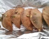 A picture of step 7 of Sugar free Apple Karanji.