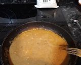 Foto del paso 3 de la receta Rape a la cerveza con bechamel de tomate y harina de arroz