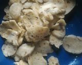 Foto langkah ke 4 dari resep Kue Bawang Tapioka.