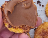 Foto del paso 1 de la receta: Alfajores de coco rellenos de dulce de leche