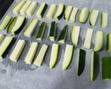 Foto del paso 1 de la receta: Palitos de calabacín