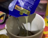 Foto langkah ke 1 dari resep Es Susu Cokelat Simple.
