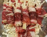 Foto langkah ke 1 dari resep Beef enoki roll#chinese food.