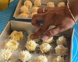 Foto langkah ke 11 dari resep 1 Adonan 3 Rasa (Thumbprint Cookies, Pandan Snow Ball, Palm Cheese Cookies).