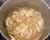 Foto del paso 5 de la receta: Pechuga de pollo en salsa roja con macarrones 🍗🍝