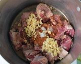 Hình bước làm 2 của món Bò sốt vang (ăn bún hoặc bánh mỳ)