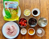 รูปขั้นตอนการทำที่ 1 ของ หมูสามชั้นผัดผักกาดดอง By แม่บ้าน