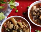 A picture of step 5 of Chicken pasta with green vegetable soup.