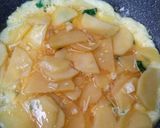 Foto langkah ke 4 dari resep Spanish omelette (potato omelette).