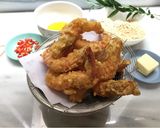 Foto langkah ke 2 dari resep Udang Goreng Gandum ala Singapore.