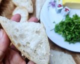 Hình bước làm 1 của món Bánh mì nướng bơ