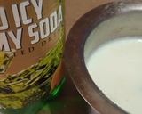 A picture of step 1 of Ice cream soda.
