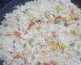 A picture of step 4 of Easter special vegetable rice.