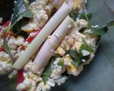 Foto langkah ke 7 dari resep Pepes Tahu Kemangi.