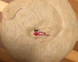 A picture of step 4 of Chicken stuffed paratha.