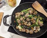 A picture of step 6 of Tarragon, mushroom & sausage frittata.