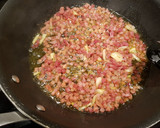 Foto del paso 3 de la receta: Alcachofas con jamón
